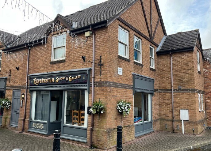 12 Mill St, Oakham to rent Primary Photo- Image 1 of 12