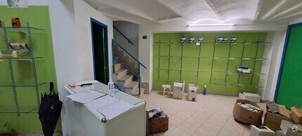 Retail in Segovia, Segovia to rent Interior Photo- Image 2 of 13