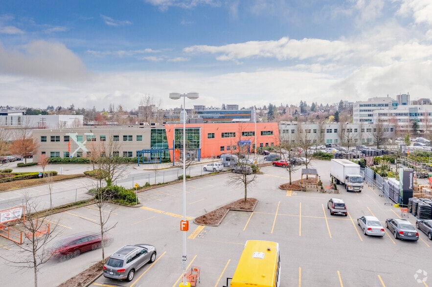 1951 Glen Dr, Vancouver, BC to rent - Building Photo - Image 3 of 6