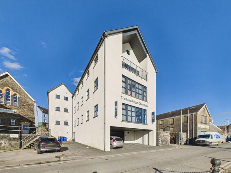 The Quay, Carmarthen to rent Building Photo- Image 1 of 27