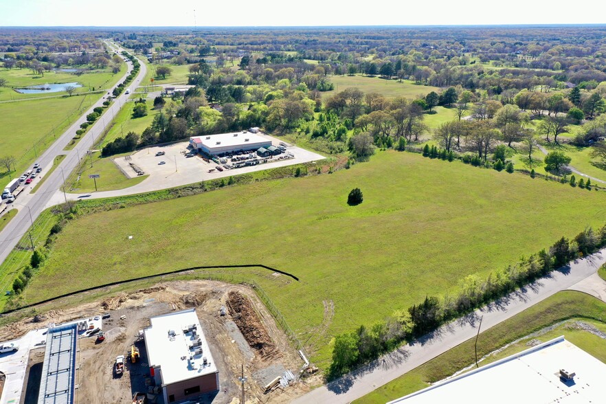 2067 Mississippi Ave, Atoka, OK for rent - Aerial - Image 3 of 9