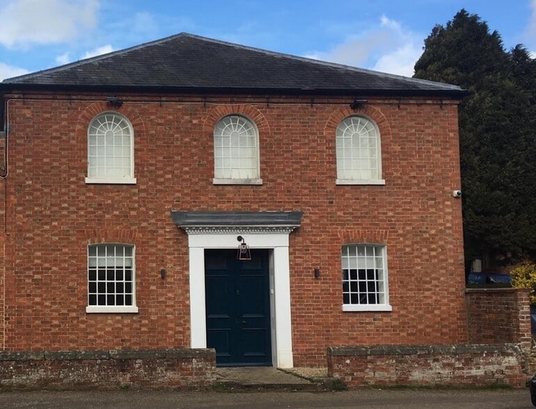 Hall Ln, Northampton for sale - Building Photo - Image 1 of 1