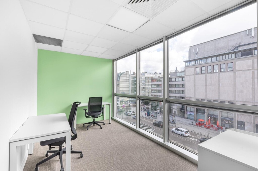 Location Bureaux 50 m² à 230 m² - Photo 1