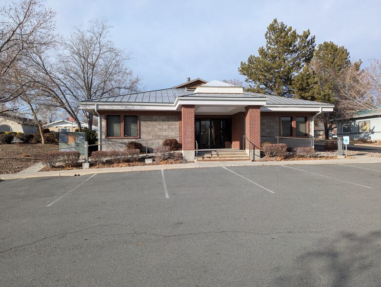 120 Continental Dr, Reno, NV for rent - Building Photo - Image 1 of 18