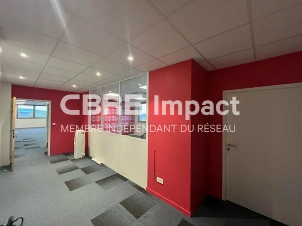 Location Bureaux 356 m² - Photo 1