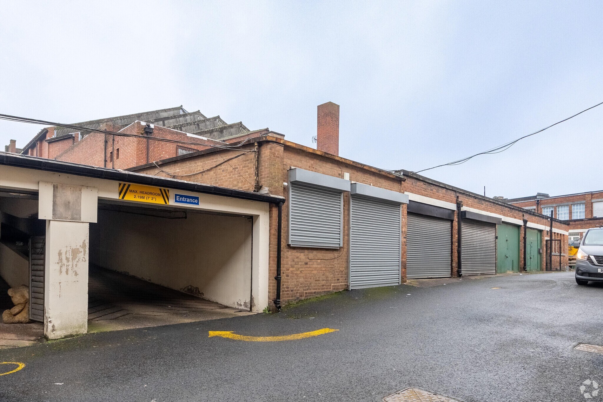 Victoria Fold, Wolverhampton to rent Building Photo- Image 1 of 3