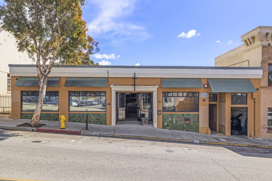 419 E Main St, Ventura, CA for sale - Building Photo - Image 2 of 28