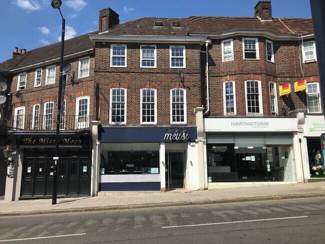 More details for 29 Green Ln, Northwood - Retail to Rent