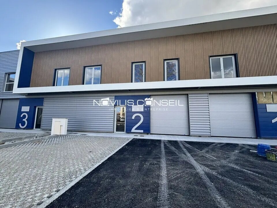 Vente Local d'activités 316 m² à 673 m² - Photo 1