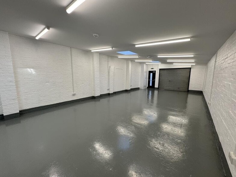 318A King St, London to rent - Building Photo - Image 3 of 8