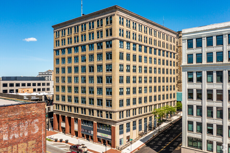 159 S Main St, Akron, OH for rent - Building Photo - Image 1 of 46