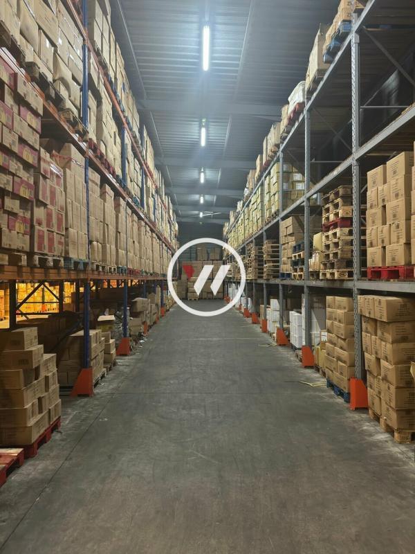 Industrial in Sarcelles to rent Building Photo- Image 1 of 13