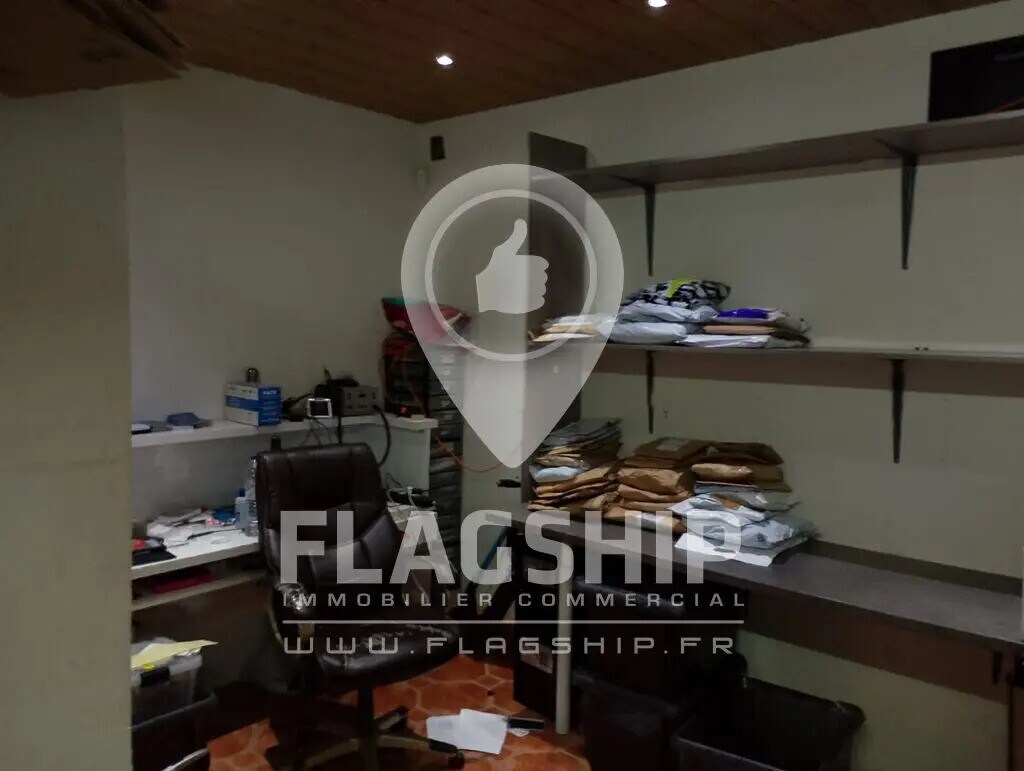 Location Commerce 42 m² - Photo 1
