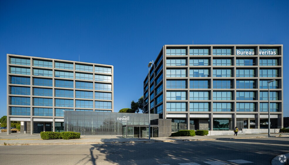 Camí de Can Ametller, 34, Sant Cugat del Vallès, Barcelona to rent - Building Photo - Image 2 of 2