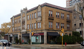 More details for 2000-2010 N Farwell Ave, Milwaukee, WI - Retail for Rent