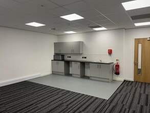 Fenham Hall Dr, Chepstow to rent Interior Photo- Image 2 of 7