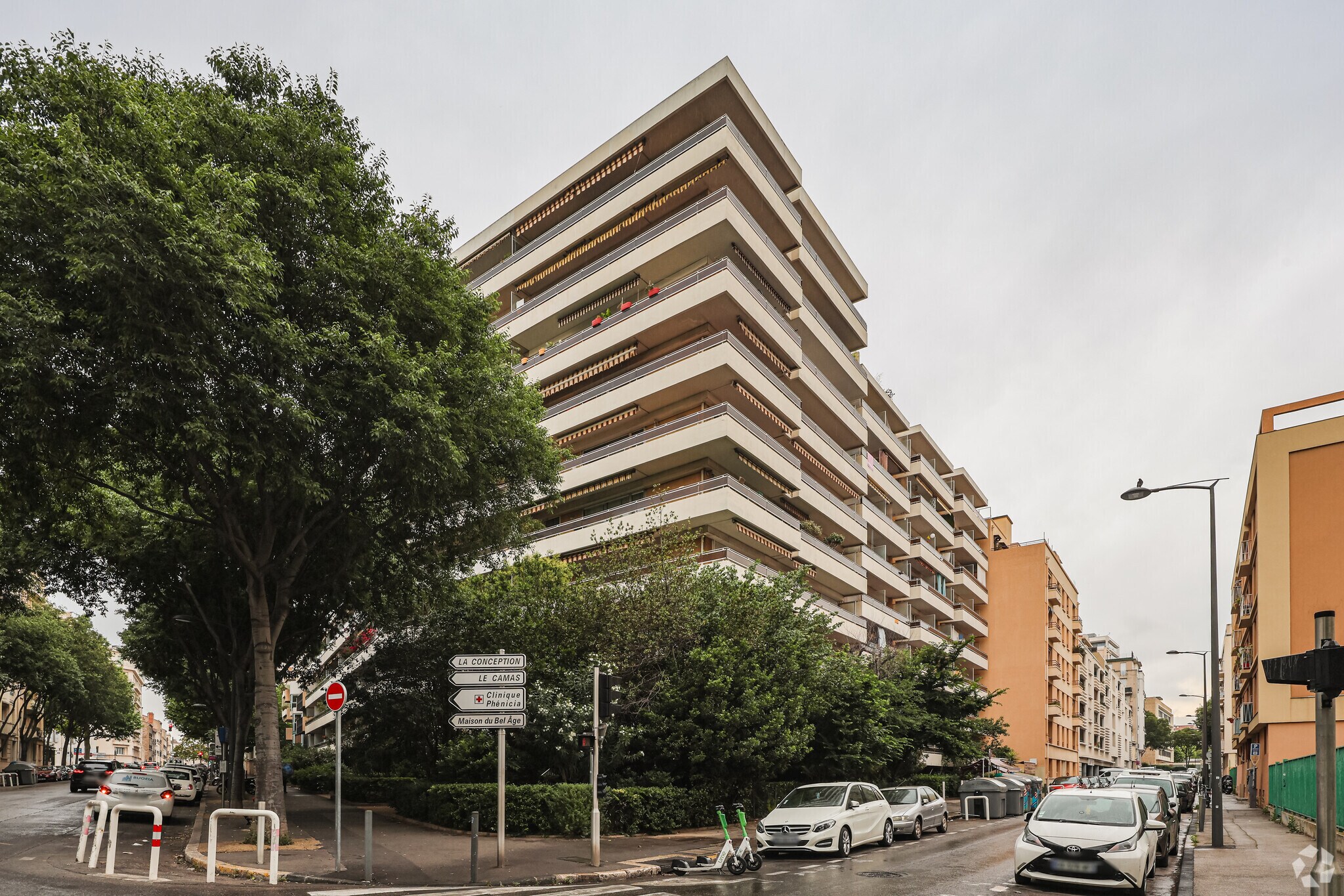 17-19 Boulevard Jeanne D'arc, Marseille for sale Primary Photo- Image 1 of 1