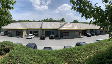 644 Antone St NW, Atlanta, GA to rent Interior Photo- Image 2 of 4