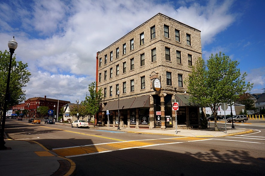 89 Main St, Milford, MA for sale - Building Photo - Image 1 of 1