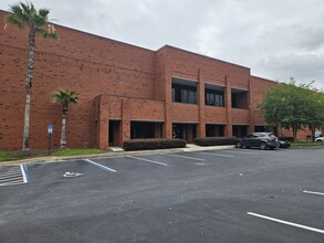 4101 Bulls Bay Hwy, Jacksonville, FL for rent Building Photo- Image 2 of 2