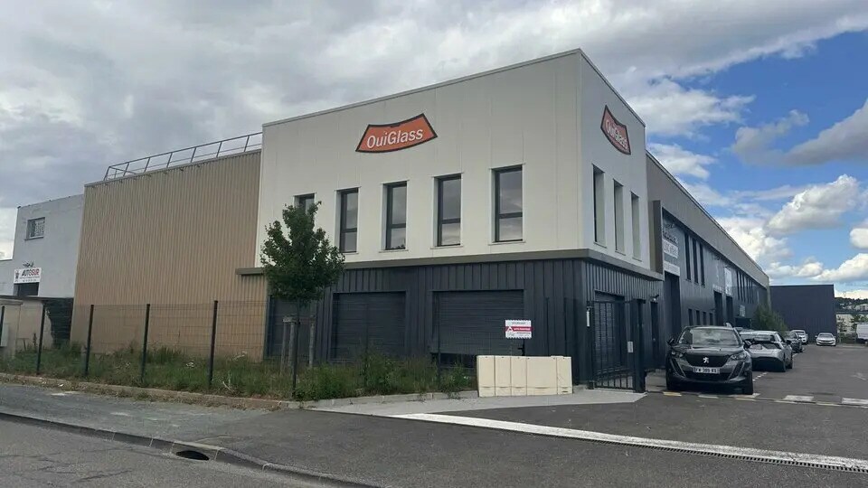 Vente Local d'activités 293 m² - Photo 1