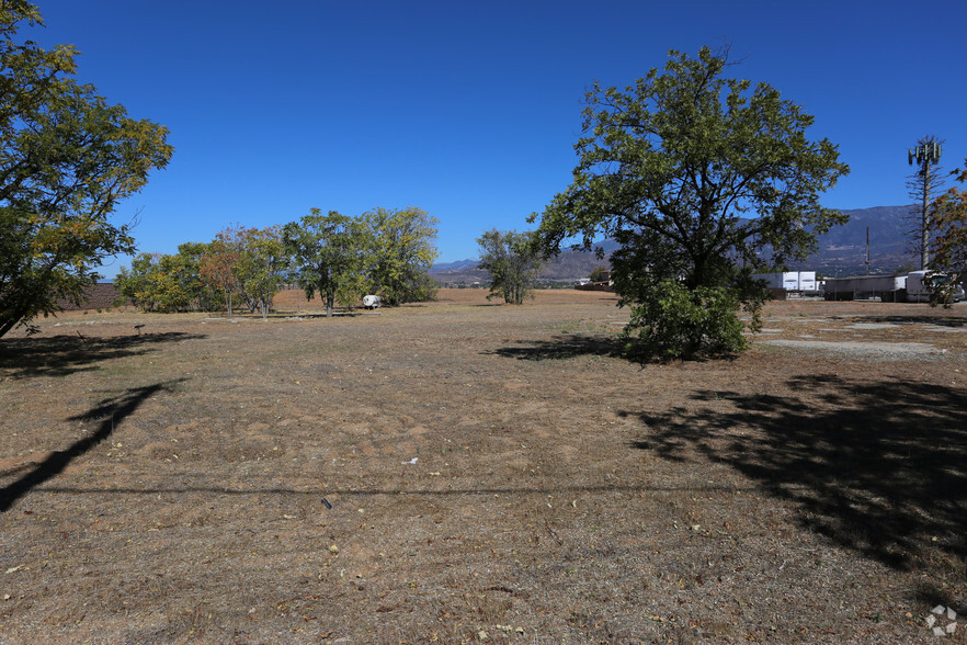 976 Western Knolls Ave, Beaumont, CA for sale - Primary Photo - Image 1 of 4