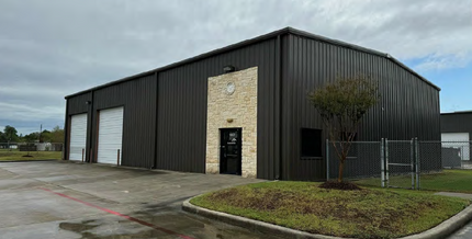 10023 Windfern Rd, Houston, TX for rent Building Photo- Image 1 of 4