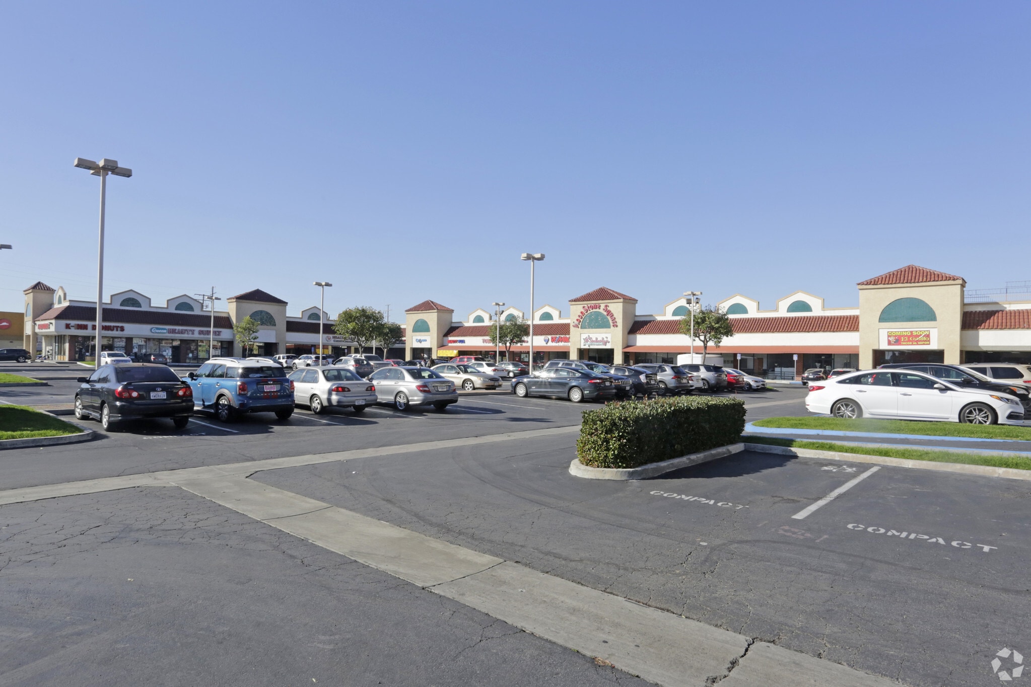 8527 Alondra Blvd, Paramount, CA to rent Building Photo- Image 1 of 5