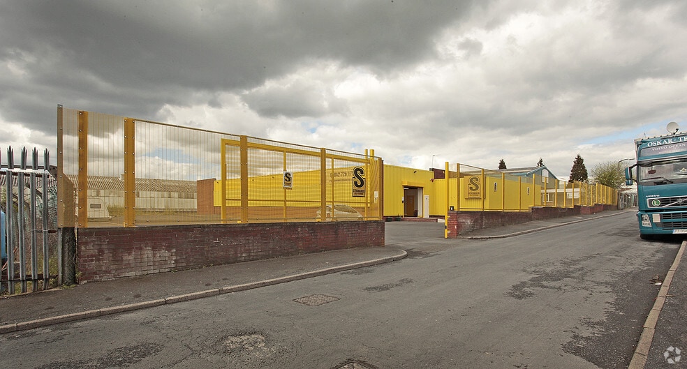 Bahama Rd, Haydock for sale - Building Photo - Image 3 of 10