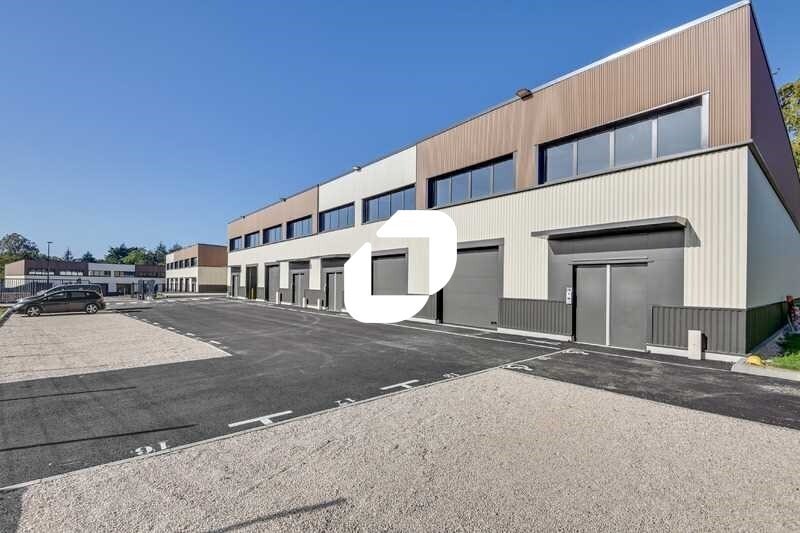 Chemin De La Ronce A Bel Ebat, Marcoussis to rent Building Photo- Image 1 of 13