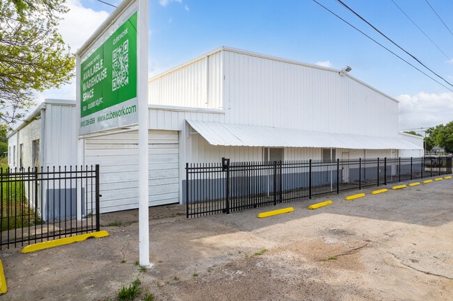 More details for 5025 Jensen Dr, Houston, TX - Industrial to Rent