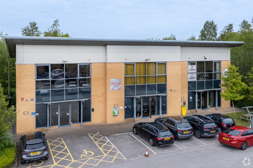 Stanley Matthews Way, Stoke On Trent to rent - Primary Photo - Image 1 of 14