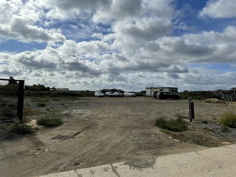 Scrubbs Ln, Shilton for sale - Other - Image 1 of 6