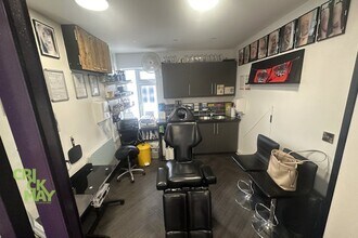 161-163 London Rd, Burgess Hill to rent Interior Photo- Image 2 of 3