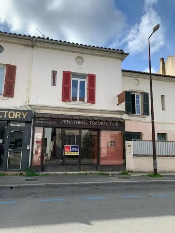 Retail in Avignon for sale Building Photo- Image 1 of 7