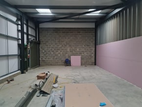 Plummers Plain, Horsham to rent Interior Photo- Image 2 of 2