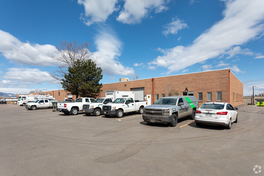 6105 W 55th Ave, Arvada, CO for rent - Building Photo - Image 1 of 5