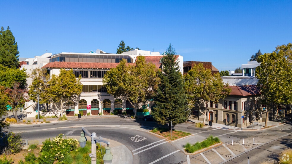 444 High St, Palo Alto, CA for rent - Building Photo - Image 1 of 68