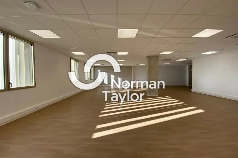 Office in Montpellier to rent Building Photo- Image 1 of 6