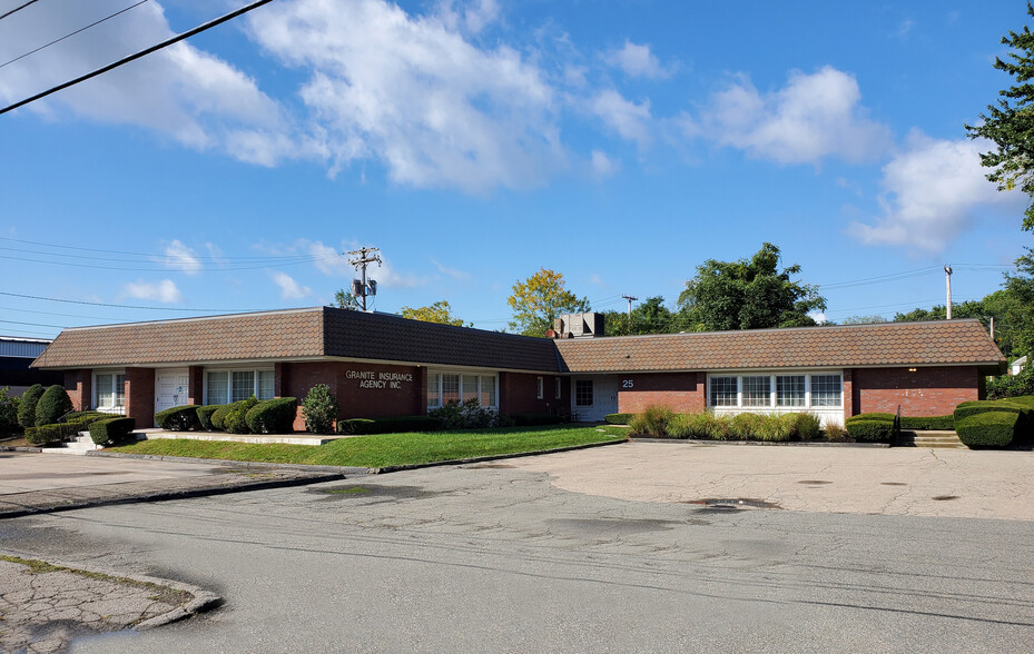 25 Garden Park, Braintree, MA for sale - Building Photo - Image 1 of 1