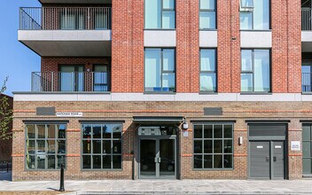 62 Hatcham Rd, London for rent Building Photo- Image 1 of 3