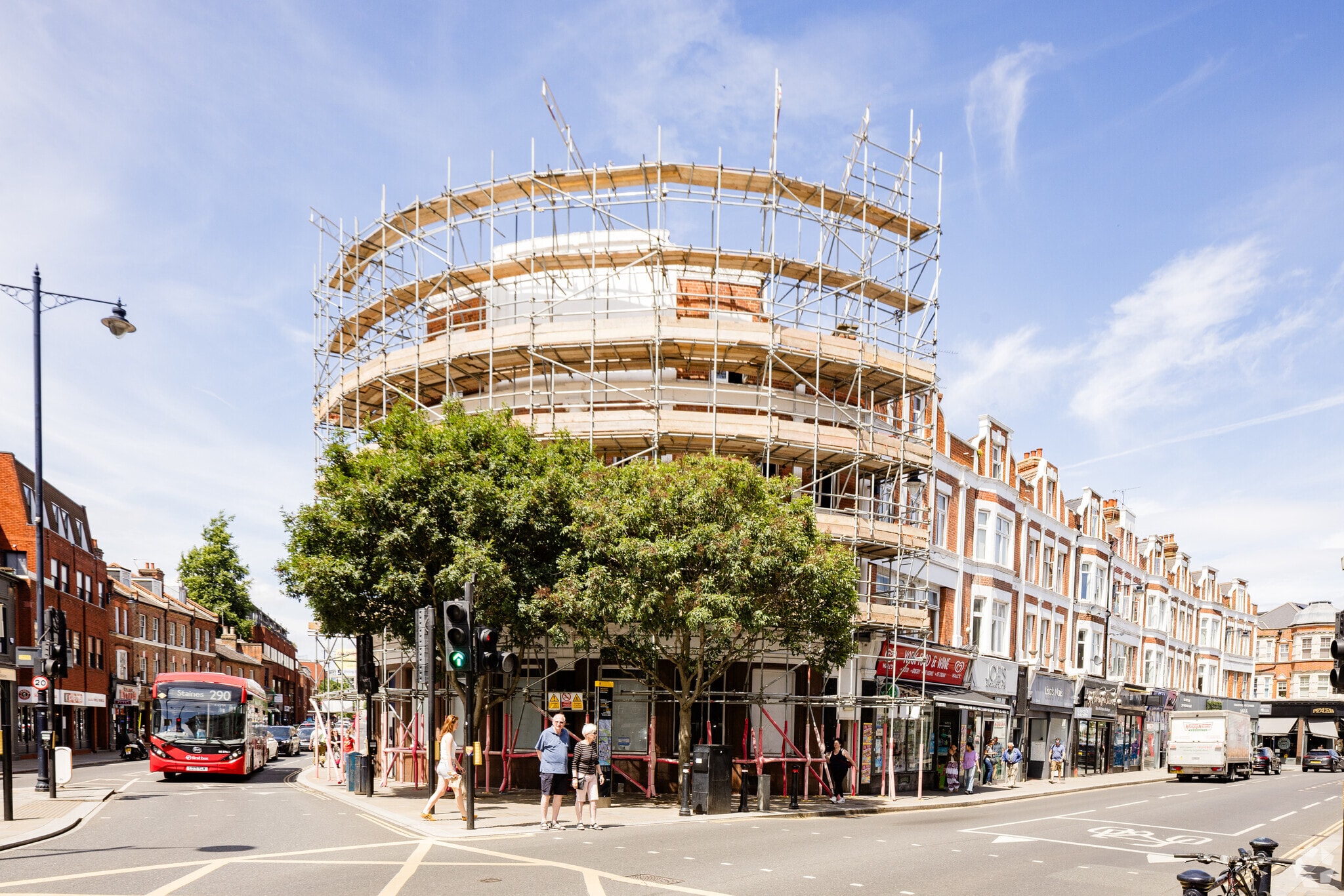 4 London Rd, Twickenham for sale Building Photo- Image 1 of 8