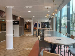 Office in Lyon to rent Interior Photo- Image 2 of 12