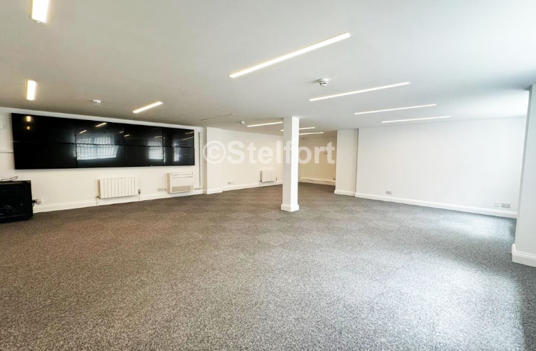 27-29 Vauxhall Grove, London to rent Interior Photo- Image 1 of 3