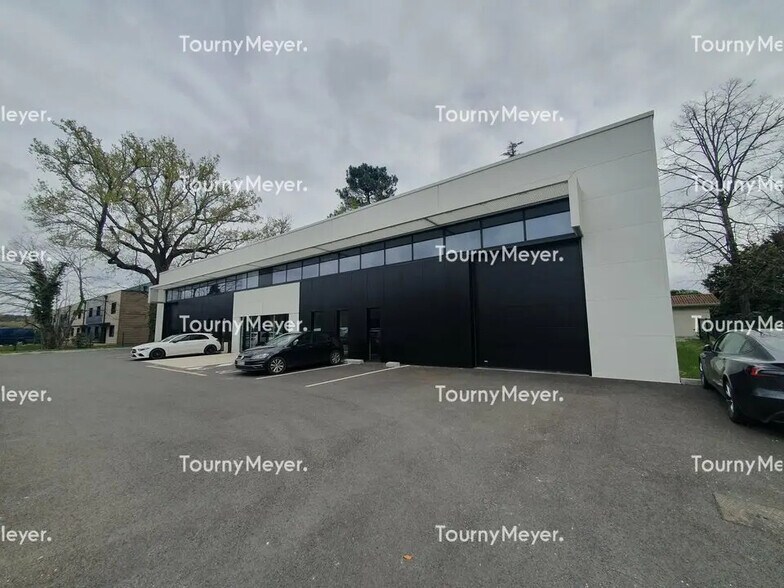 Office in Mérignac to rent - Building Photo - Image 1 of 7