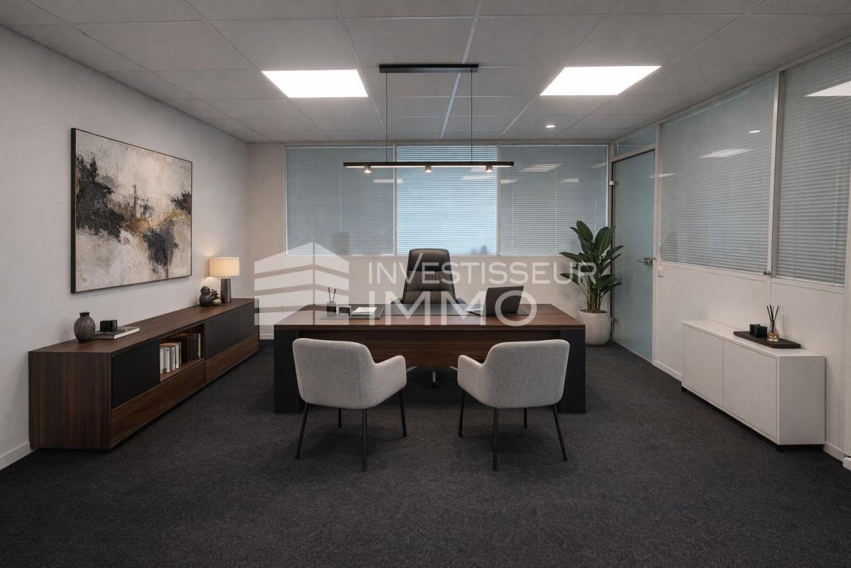 Office in Champigny Sur Marne to rent Interior Photo- Image 1 of 7