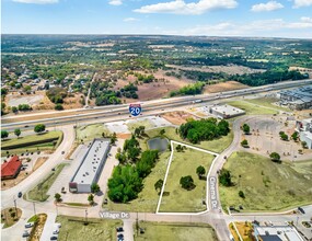 2049 Cinema Dr, Hudson Oaks, TX for sale Primary Photo- Image 1 of 1