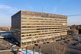 More details for 5800 Rue Saint-Denis, Montréal, QC - Office to Rent