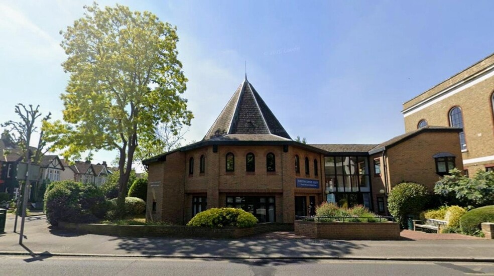 12 Penrhyn Rd, Kingston Upon Thames to rent - Primary Photo - Image 1 of 1