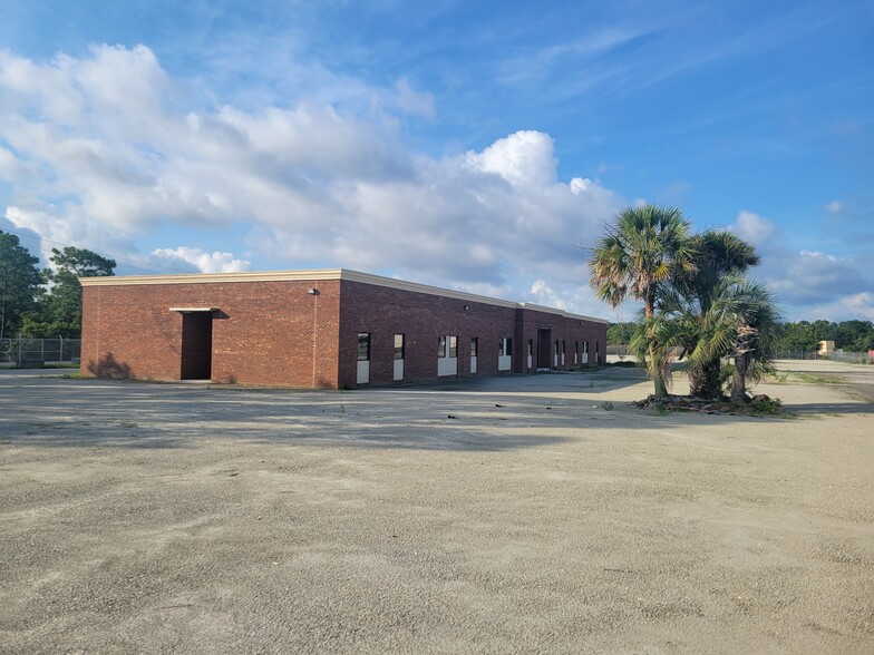 250 Raleigh St, Wilmington, NC for rent - Building Photo - Image 3 of 12